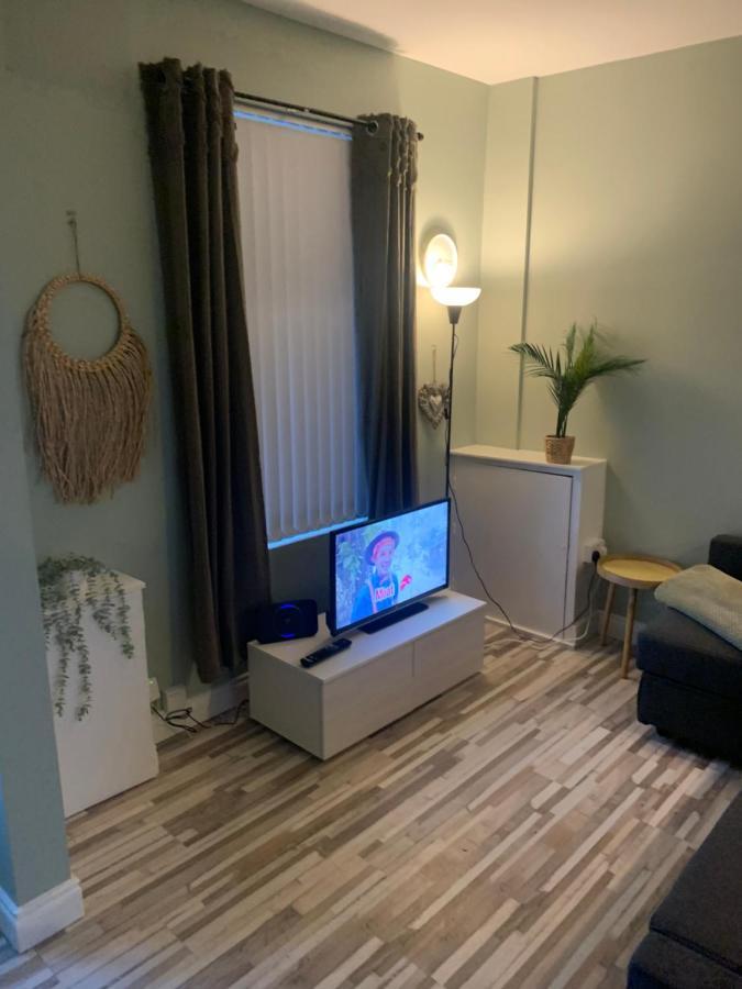 2 Bedroom Cheerful House Close To City Center Belfast Exteriér fotografie